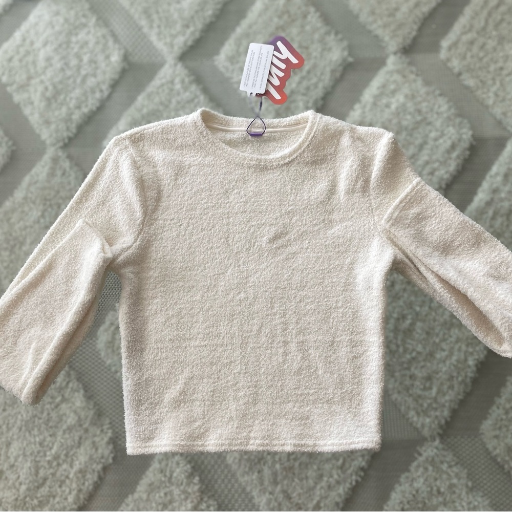 NWT YITTY lightweight sweater